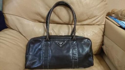 PRADA ショルダーバッグ (ダークブラウン)