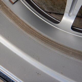 プリウス純正　１５インチ　スタッドレス付き　ウィッシュにも！