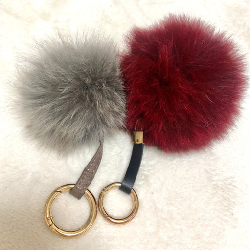 美品 チャーム2個セットファーバッグチャーム Jasmineee 駒込のバッグ その他 の中古あげます 譲ります ジモティーで不用品の処分