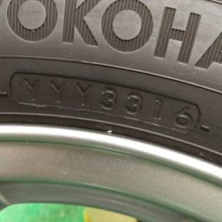 超美品ヨコハマアイスガードタイヤ