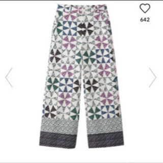 新品未使用 Guコラボkim Jones フラワープリントワイドパンツ S 白 Kaneko 三軒茶屋 のボトムス レディース の中古 古着あげます 譲ります ジモティーで不用品の処分