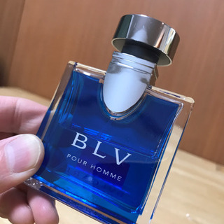 (容量約半分)ブルガリ ブルー プールオム オードトワレ 30ml