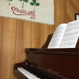 ピアノ教室🎶いつからでも開始可能  生徒募集中 - 音楽