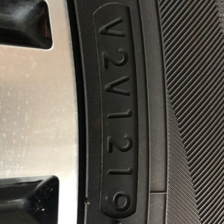 デリカd5  純正ホイール&タイヤ　18インチ　走行5000km 美品