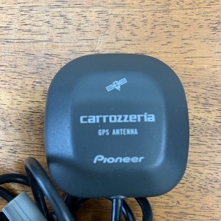 カロッツェリア　角型コネクタ　GPSアンテナ