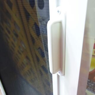 未使用品 横引き ロール網戸　630×1830 枠ホワイト ☆ 札幌市 清田区 平岡 未使用品 横引き ロール網戸 630×1830 枠ホワイト ☆ PayPay(ペイペイ)決済