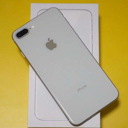 iPhone 8 Plus Silver 64 GB SIMフリー