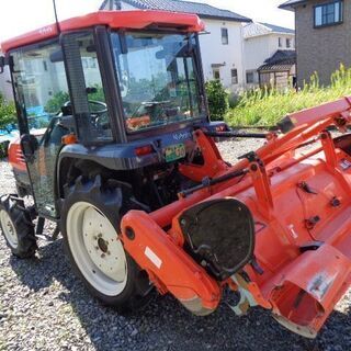 美品です。クボタトラクタ ー・キャビン仕様　ＫＴ－２０　稼働時間：３４９時間