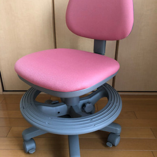 子供用の学習椅子