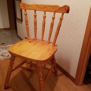 木製椅子2脚
