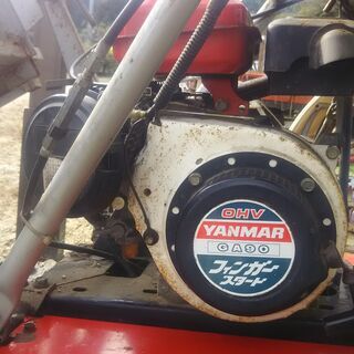 農機具　クローラー式運搬車