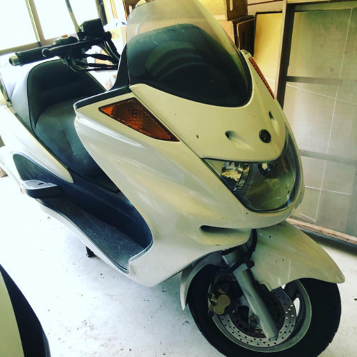 通勤に便利なビックスクーター・マジェスティ250