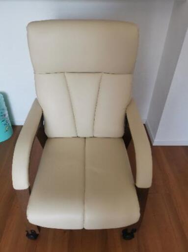 冨士ファニチア　日本製　本革　リビング　ダイニングチェア　一人用 冨士ファニチア 日本製 本革 リビング ダイニングチェア 一人用