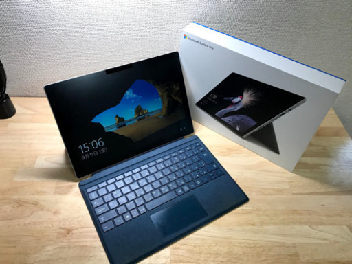 Surface Pro 256GB Office Premium付き