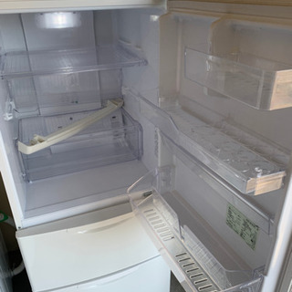 AQUA 3ドア冷凍冷凍庫 ☆【 264L 】 耐熱100℃テーブル 節約 ecoモード LED庫内灯 AQR-261B 