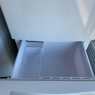 AQUA 3ドア冷凍冷凍庫 ☆【 264L 】 耐熱100℃テーブル 節約 ecoモード LED庫内灯 AQR-261B 