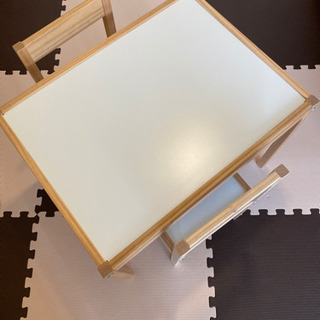 IKEA キッズ　テーブル　イス