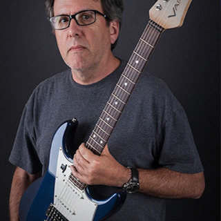 LINE6 James Tyler Variax JTV-69 