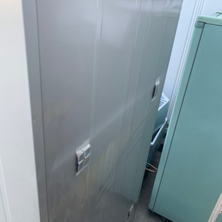 ◇ヨドコウ物置 カギ付き　800x750x1840mm◇