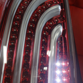 プリウス ファイバーLEDブレーキランプ