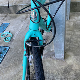 ビアンキ(Bianchi)クロスバイク※実走数回、純正ダイアルロック付 ビアンキ(Bianchi)クロスバイク※実走数回、純正ダイアルロック付