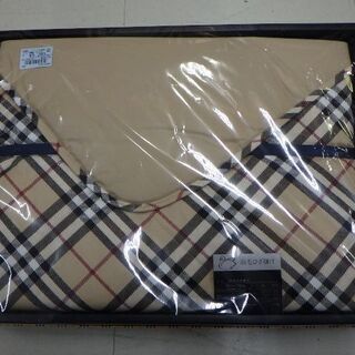 BURBERRY LONDON 羽毛ひざ掛け西川産業日本製ベージュ