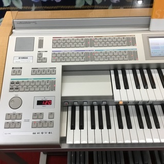 エレクトーンELS-01CH非常に綺麗で状態良好な2013年製全国発送。名古屋市福岡市まで納品設置します