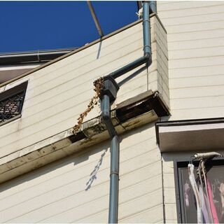 外壁修理と屋根・外壁塗装に屋根板金補修をお願いしたいです。 − 兵庫県