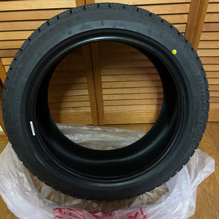 冬タイヤ プリウス 新品同様 1本のみ