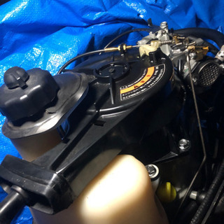 値下げしました！SUZUKI 船外機 4スト 5馬力 OH済み！スタンドお付け