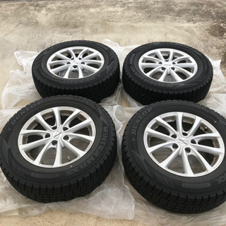スタッドレスタイヤ  ダンロップ　ウインターマックス 　　　 DUNLOP WINTER MAXX 　　 　ダンロップ　スタッドレス　215/65 R16 98Q ホイールタイヤ4本セット