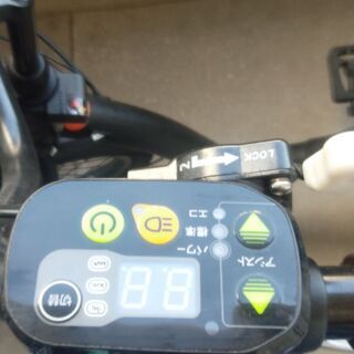 数十回しか使ってません。新品に近いです。