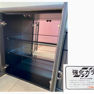 ✨インテリアハウス✨Meuble  シックなデザイン【キャビネット】サイドボード　強化ガラス