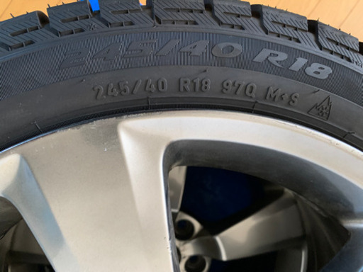 スバル インプレッサSTI GRB 純正ホイール スタッドレスタイヤ