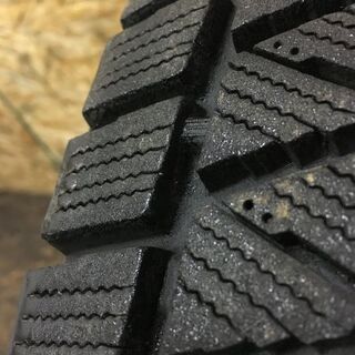 BS BLIZZAK DM-V2 215/70R16 16インチ スタッドレス 4本 2015年製 RAV4 クルーガー ハリアー等 (VTF257) クレジットカード QR決済可能