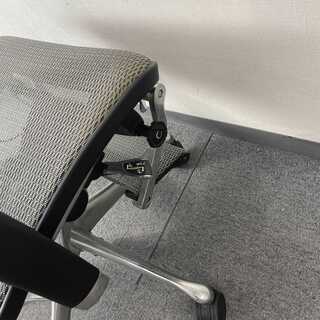 オフィスチェア　エルゴヒューマン（グレー）