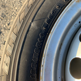 185/70R14  ブリジストン  ブリザック  REVO GZ  スタッドレス