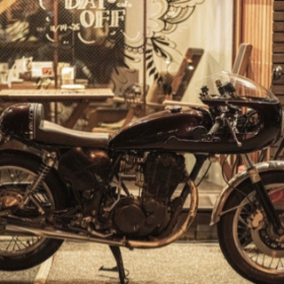 SR400 ガルクラフト　ロケットカウル