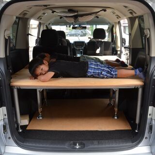 デリカD5　職人が作るステンレス製パイプベッド＆荷台！