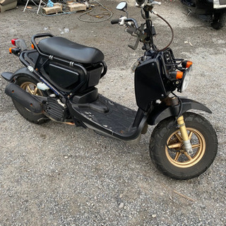 オートショップable 02102011H ホンダ ズーマー 黒 関東圏内 即日配送 激安配送料金3000円〜。 他にも多数出品中！！オートショップableで検索♩ 修理や買取も可能です！クレジット分割、代引き支払い可能！平均在庫日数3日 業者卸にも オートショップable 02102011H ホンダ ズーマー 黒 関東圏内 即日配送