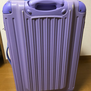 スーツケース　7日間用サイズ
