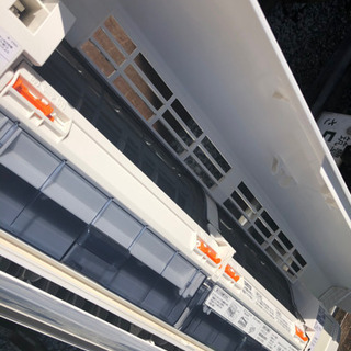 特価！！2013年製！！3ヶ月保証！シャープ プラズマクラスター搭載！お掃除ロボ搭載！8畳～ 冷暖房エアコン 分解清掃済！AY-C28EE1 2.8ｋw