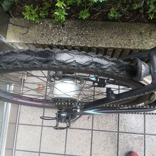 ラクスク　電動アシスト自転車　MTBモデル　　26インチ