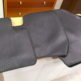 フロアマット ラパン 黒 Lapin うさぎマーク スズキ Suzuki 車用品 カー用品 札幌市東区 新道東店 モノハウス 新道東 新道東の内装 インテリアの中古あげます 譲ります ジモティーで不用品の処分