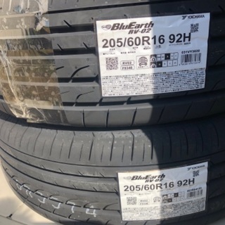 未使用タイヤ4本セット YOKOHAMA ヨコハマ ブルーアース RV-02 205/60R16 92H