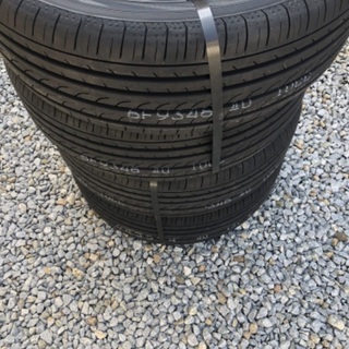 未使用タイヤ4本セット YOKOHAMA ヨコハマ ブルーアース RV-02 205/60R16 92H