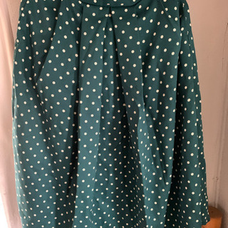 【ネット決済】緑の水玉スカート