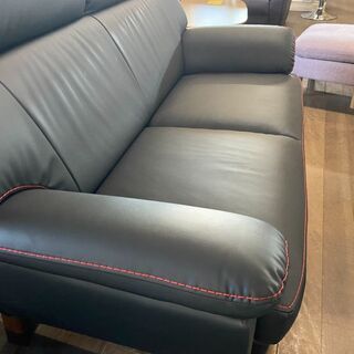 山田店長の好きなソファーメーカーのソファーです！これ激安すぎです 