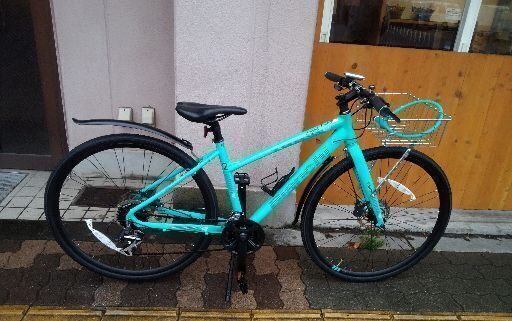美品☆Bianchi c sport 2 700cクロスバイク アルミ/24speed/ビアンキカラー