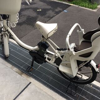 地域限定 ブリヂストン ビッケ bikke 2 新基準 三人乗り 子供乗せ 12